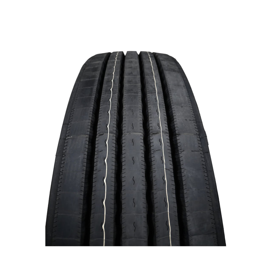 michelin-xline-energy-z-275-80r22-5-steer-tread-closeup