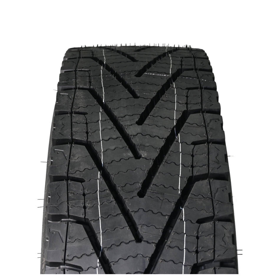 Michelin X Line Grip D 16-Ply - Tread 24/32" - Drive Tire